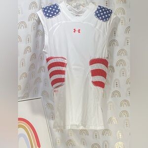 Under Armour Gameday Armour Pro 5-Pad Top with American flag accents